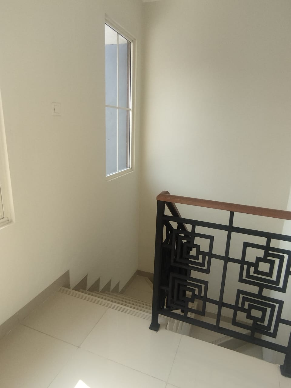 Rumah Disewakan di Cluster Ambrosia Lippo Cikarang 